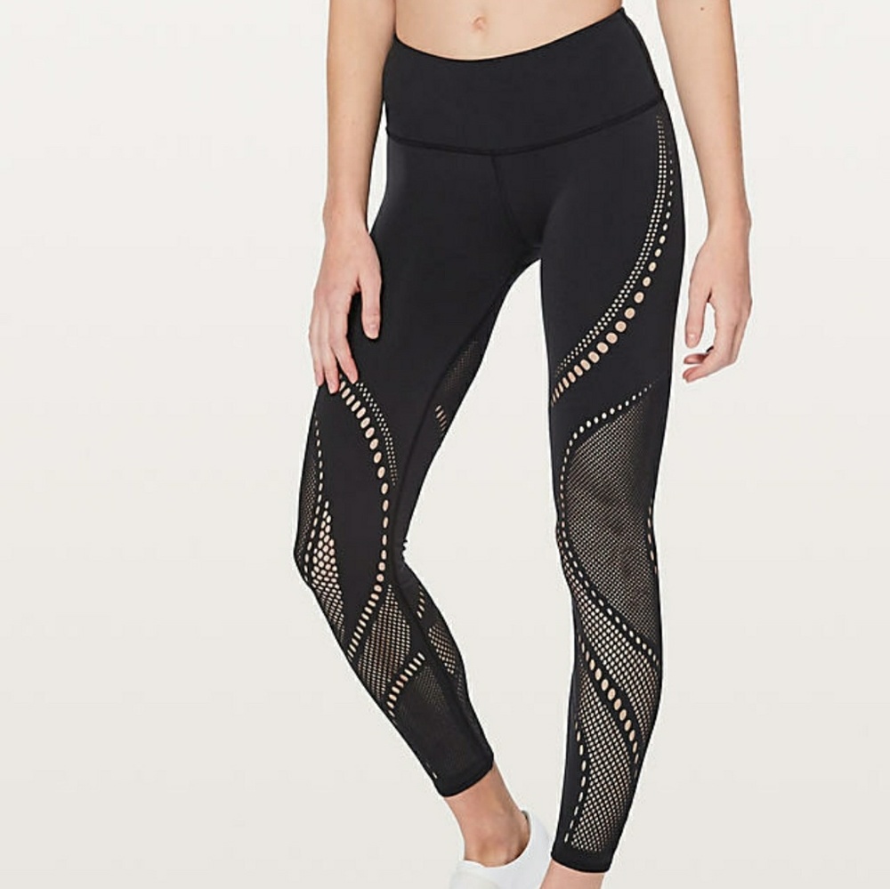 Lululemom reveal tight precision (6)